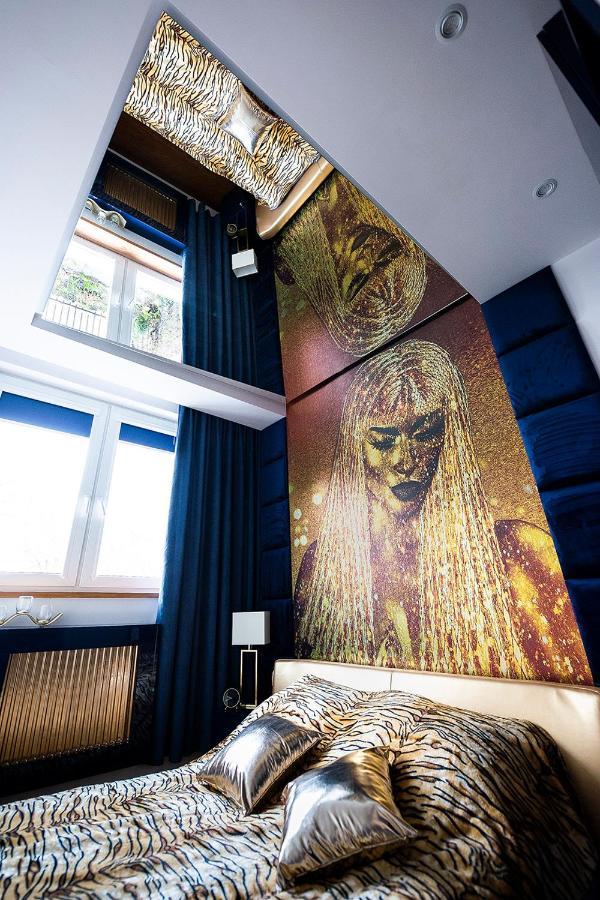 Angel Apartment *